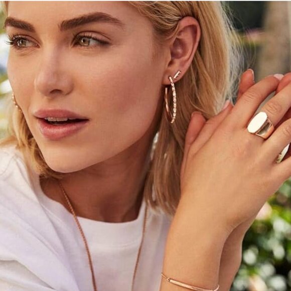 Kendra Scott Veronica Hoop Earrings in Gold with Pouch & box - Picture 14 of 14